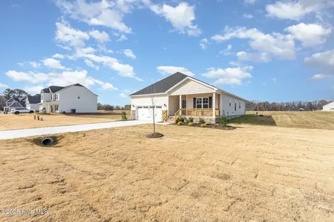 136 Tuskeegee Drive Smithfield NC 27577