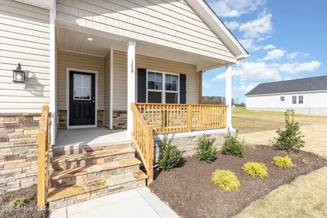 136 Tuskeegee Drive Smithfield NC 27577