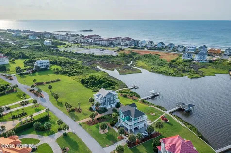 15 Sailview Drive North Topsail Beach NC 28460