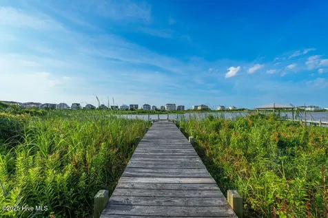 15 Sailview Drive North Topsail Beach NC 28460