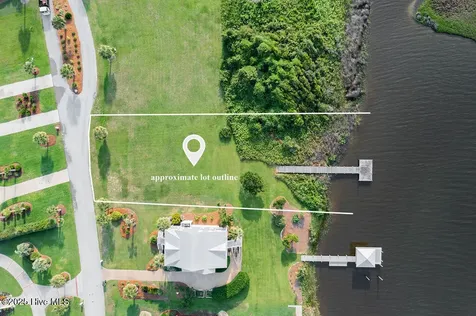 15 Sailview Drive North Topsail Beach NC 28460
