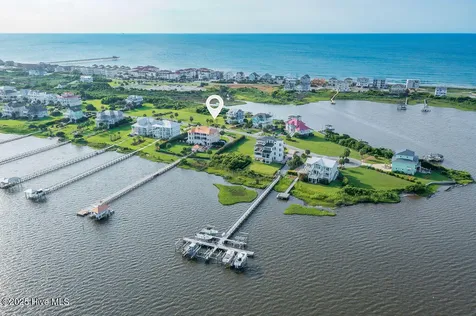 15 Sailview Drive North Topsail Beach NC 28460