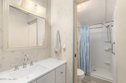100 Lindsey Court Beaufort NC 28516