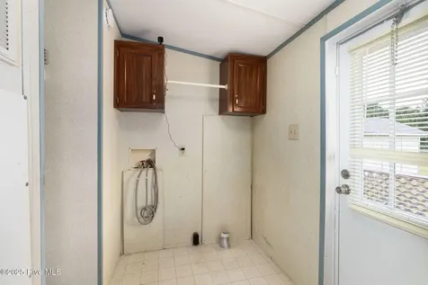 100 Lindsey Court Beaufort NC 28516