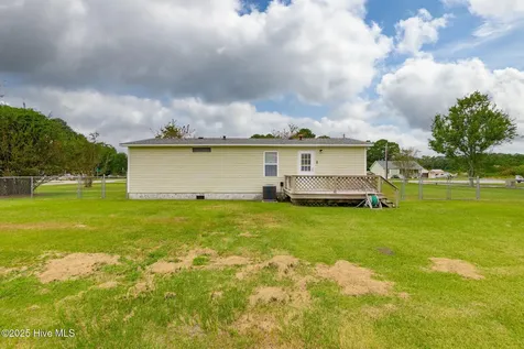 100 Lindsey Court Beaufort NC 28516