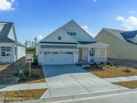 6016 Calvada Circle Leland NC 28451