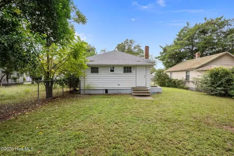1810 Wilmington Street New Bern NC 28560