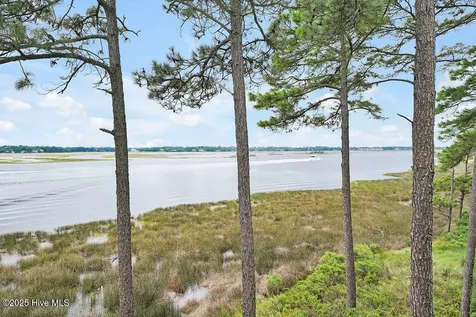 2100 Marsh Grove Lane Southport NC 28461