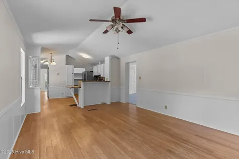4243 Main Sail Street SE Southport NC 28461