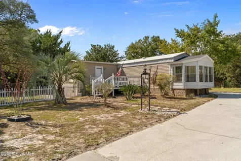 4243 Main Sail Street SE Southport NC 28461