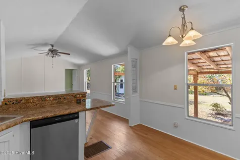 4243 Main Sail Street SE Southport NC 28461