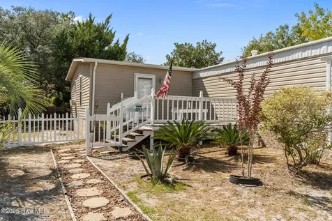 4243 Main Sail Street SE Southport NC 28461