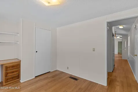 4243 Main Sail Street SE Southport NC 28461