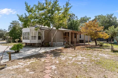 4243 Main Sail Street SE Southport NC 28461