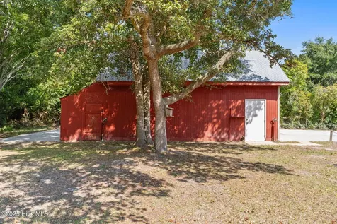 4243 Main Sail Street SE Southport NC 28461