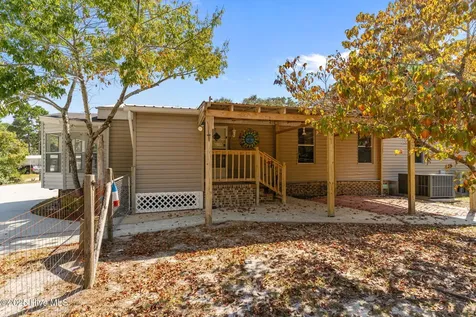 4243 Main Sail Street SE Southport NC 28461