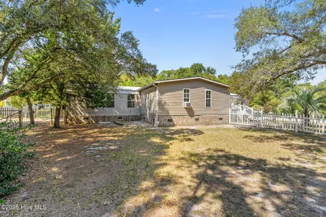 4243 Main Sail Street SE Southport NC 28461