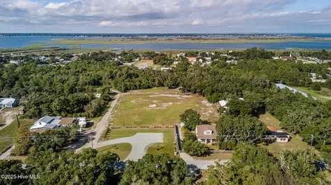 177 Huntley Road Harkers Island NC 28531