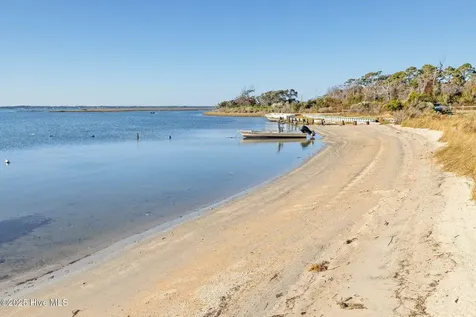 177 Huntley Road Harkers Island NC 28531