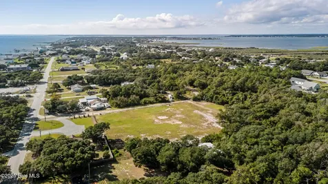 177 Huntley Road Harkers Island NC 28531
