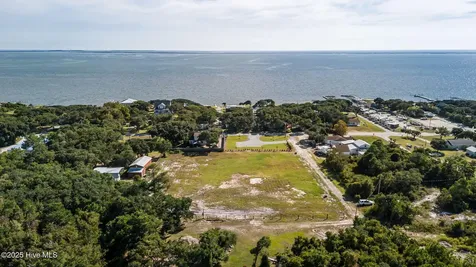 177 Huntley Road Harkers Island NC 28531