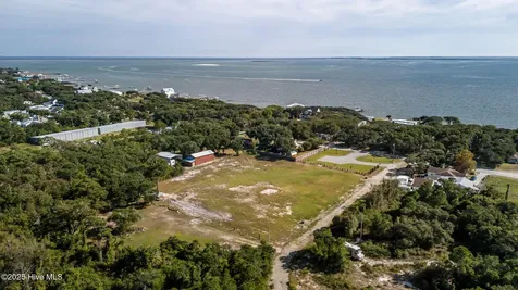 177 Huntley Road Harkers Island NC 28531