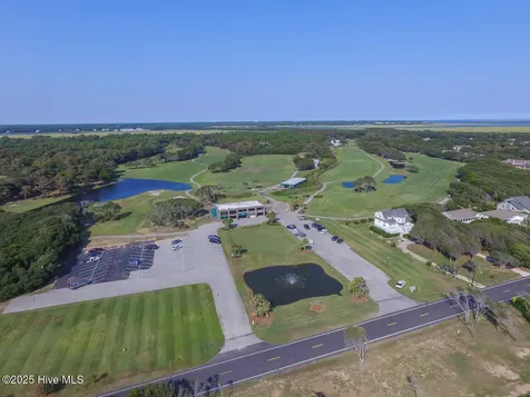 142 NE 18th Street Oak Island NC 28465