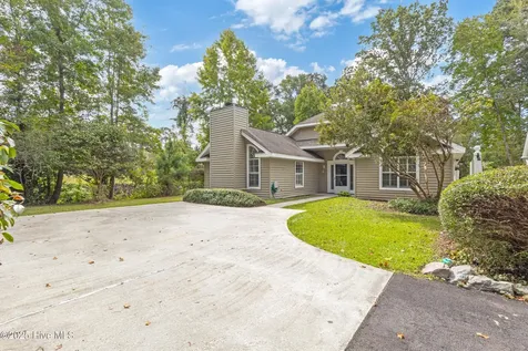 9 Court 3 Northwest Drive NW Calabash NC 28467