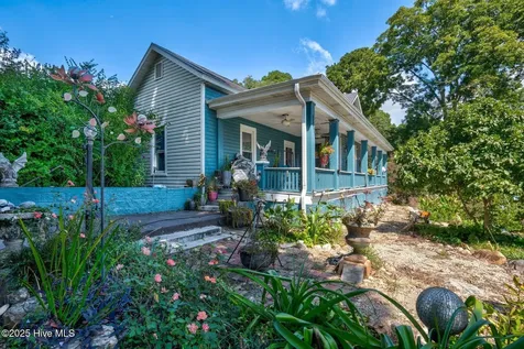 512 W Nash Street Spring Hope NC 27882