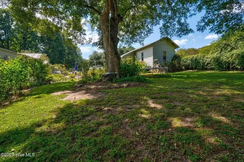 512 W Nash Street Spring Hope NC 27882