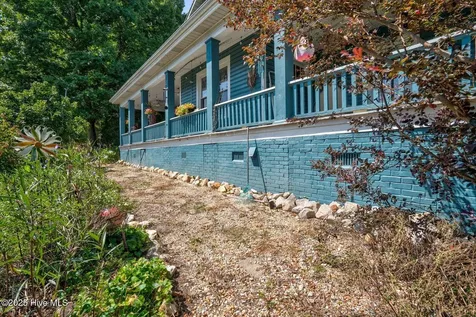 512 W Nash Street Spring Hope NC 27882