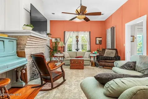 512 W Nash Street Spring Hope NC 27882
