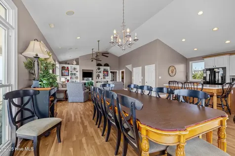 1608 Ocean Drive Emerald Isle NC 28594