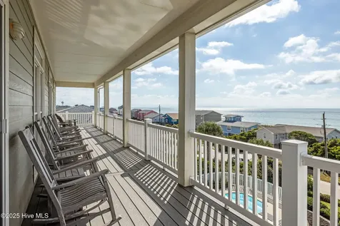 1608 Ocean Drive Emerald Isle NC 28594