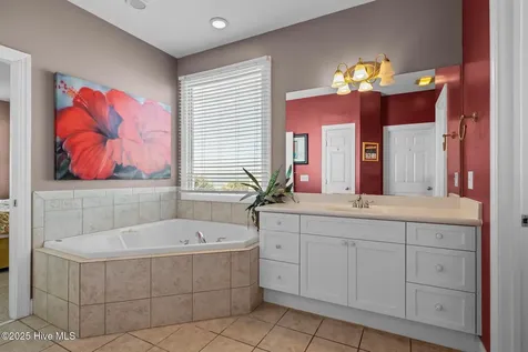 1608 Ocean Drive Emerald Isle NC 28594