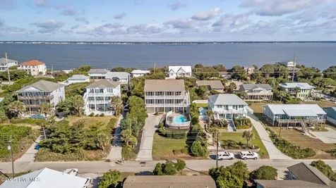 1608 Ocean Drive Emerald Isle NC 28594