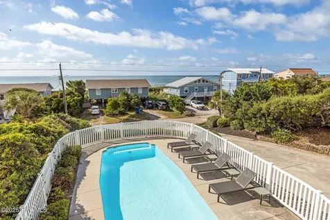 1608 Ocean Drive Emerald Isle NC 28594