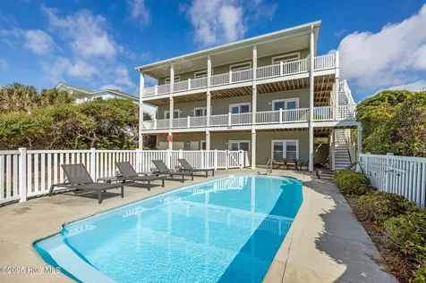1608 Ocean Drive Emerald Isle NC 28594