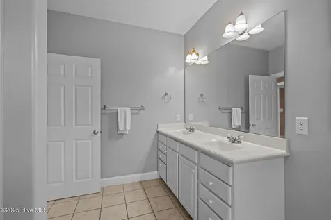 1608 Ocean Drive Emerald Isle NC 28594