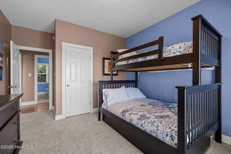 1608 Ocean Drive Emerald Isle NC 28594