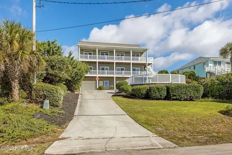 1608 Ocean Drive Emerald Isle NC 28594