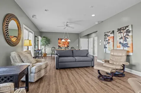 1608 Ocean Drive Emerald Isle NC 28594