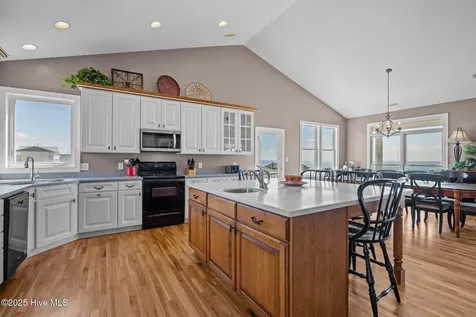 1608 Ocean Drive Emerald Isle NC 28594