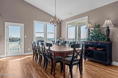 1608 Ocean Drive Emerald Isle NC 28594