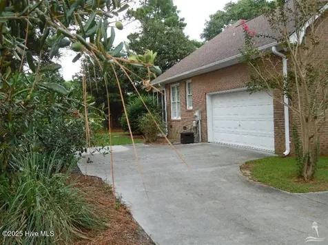 3266 Wild Azalea Way SE Southport NC 28461