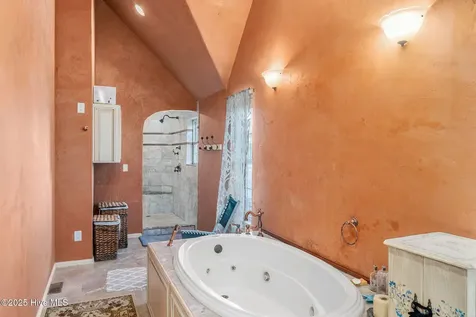 102 Gibbs Circle Beaufort NC 28516