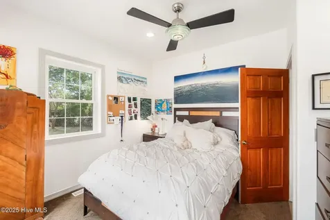 102 Gibbs Circle Beaufort NC 28516