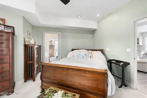 102 Gibbs Circle Beaufort NC 28516