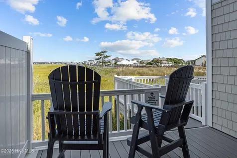 602 W Ft Macon Road Atlantic Beach NC 28512