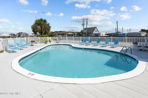 602 W Ft Macon Road Atlantic Beach NC 28512